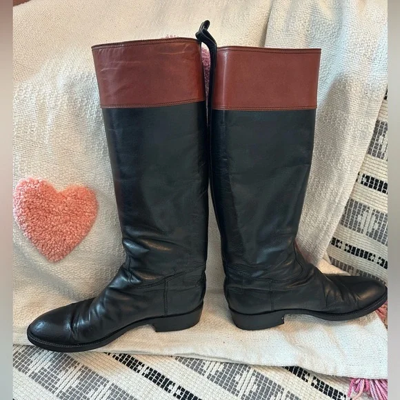 Classic Vintage CHANEL Tall Black and Brown Leather Riding Boots. Size 36.5 - Picture 3 of 15
